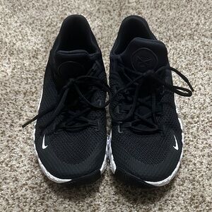 EUC Nike Metcons - Size 9 Men’s